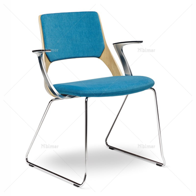 Kinnarps Chairs系列942ASLEDGEWOFA会议椅
