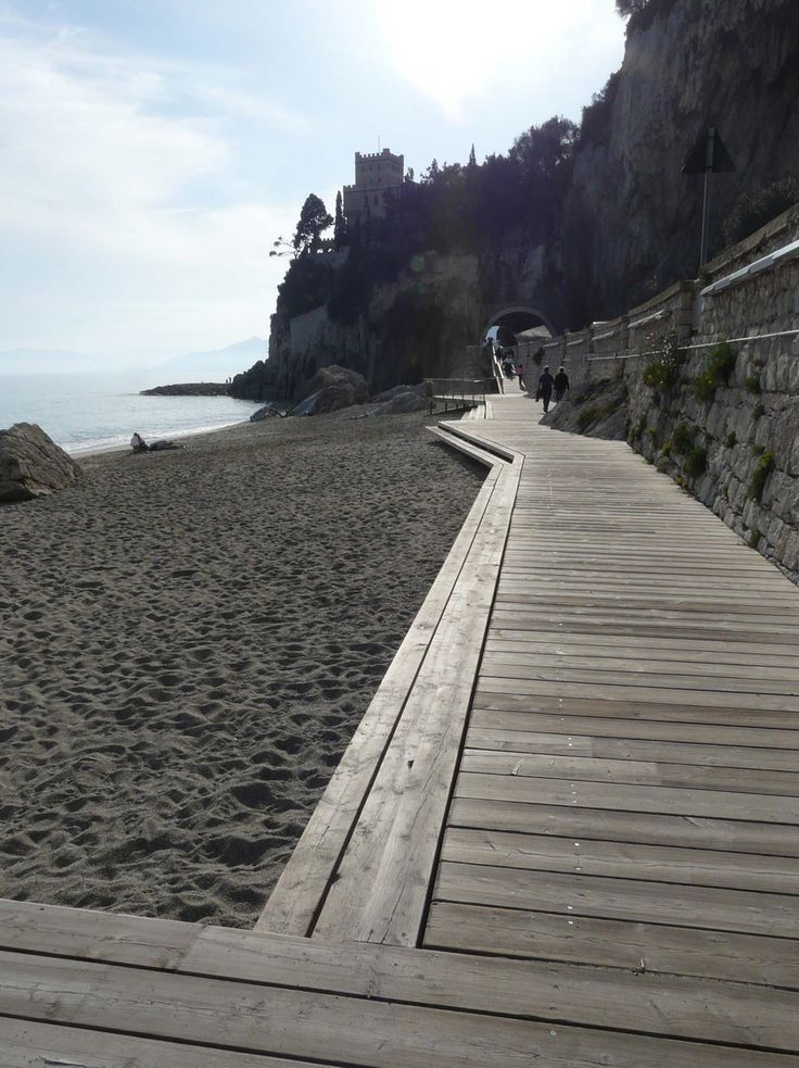 Passeggiata a Finale Ligure