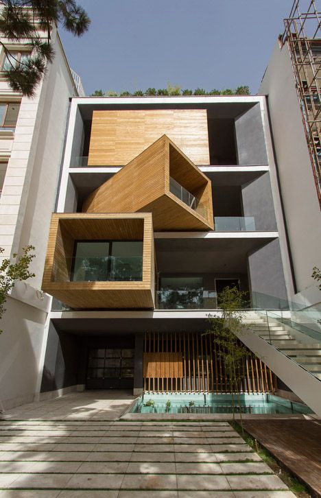 Rotating rooms give this Iranian house a sha