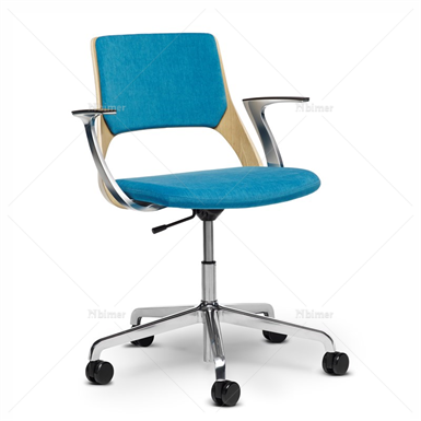 Kinnarps Chairs系列942AXBASE5WOFA会议椅