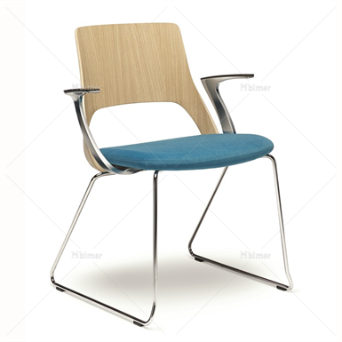 Kinnarps Chairs系列942ASLEDGE会议椅
